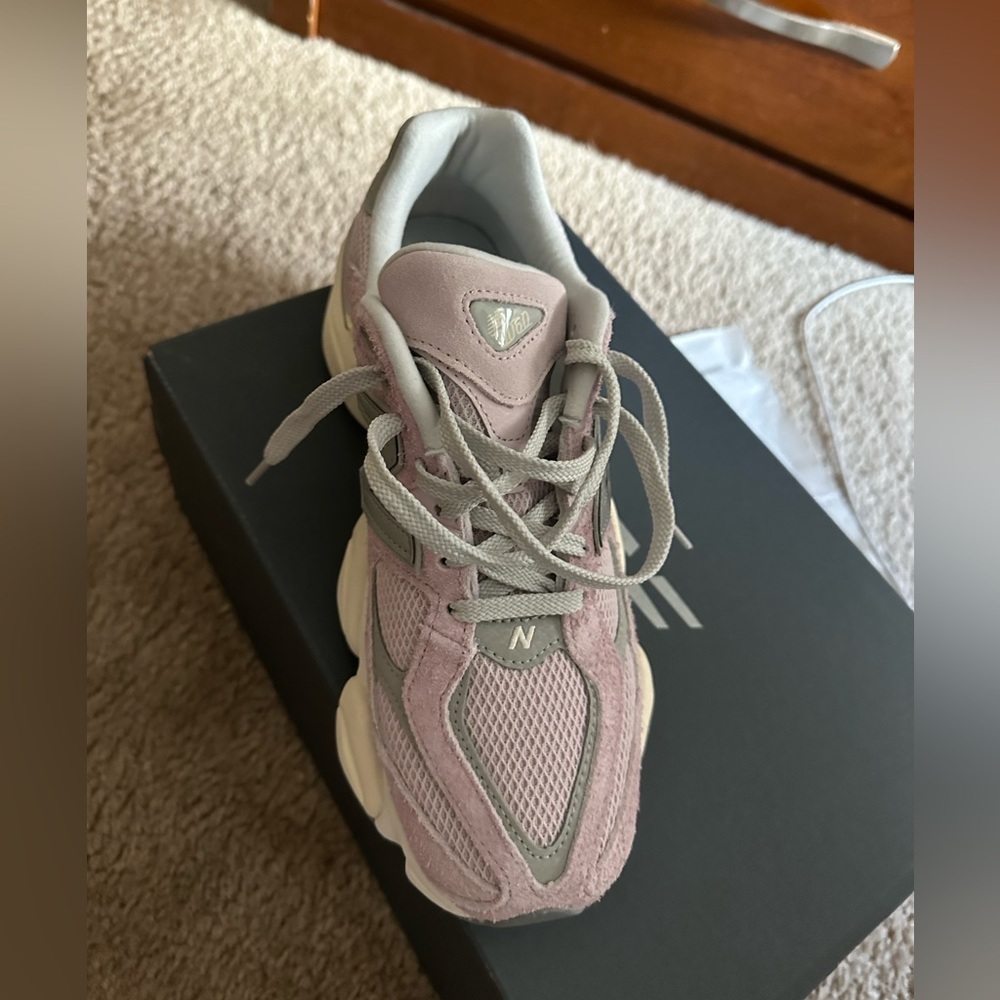 New Balance 9060 "Pink/Sea Salt White" Unisex Shoe - Picture 10 of 10